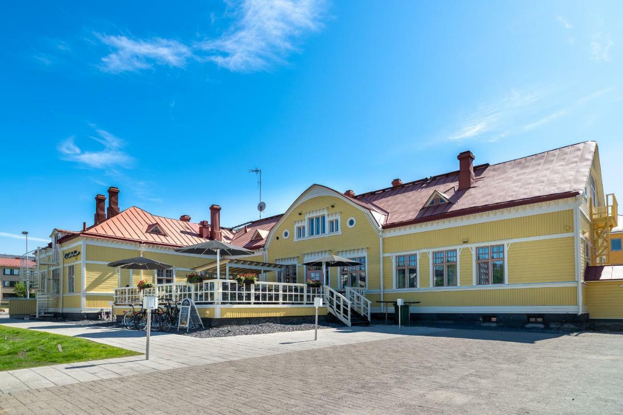 De Gamlas Hem Hotel & Restaurant Oulu Exterior foto